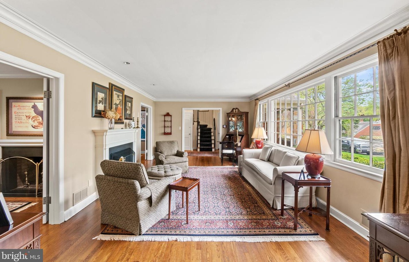 5042 Overlook Rd, Washington DC 20016-1911 exterior