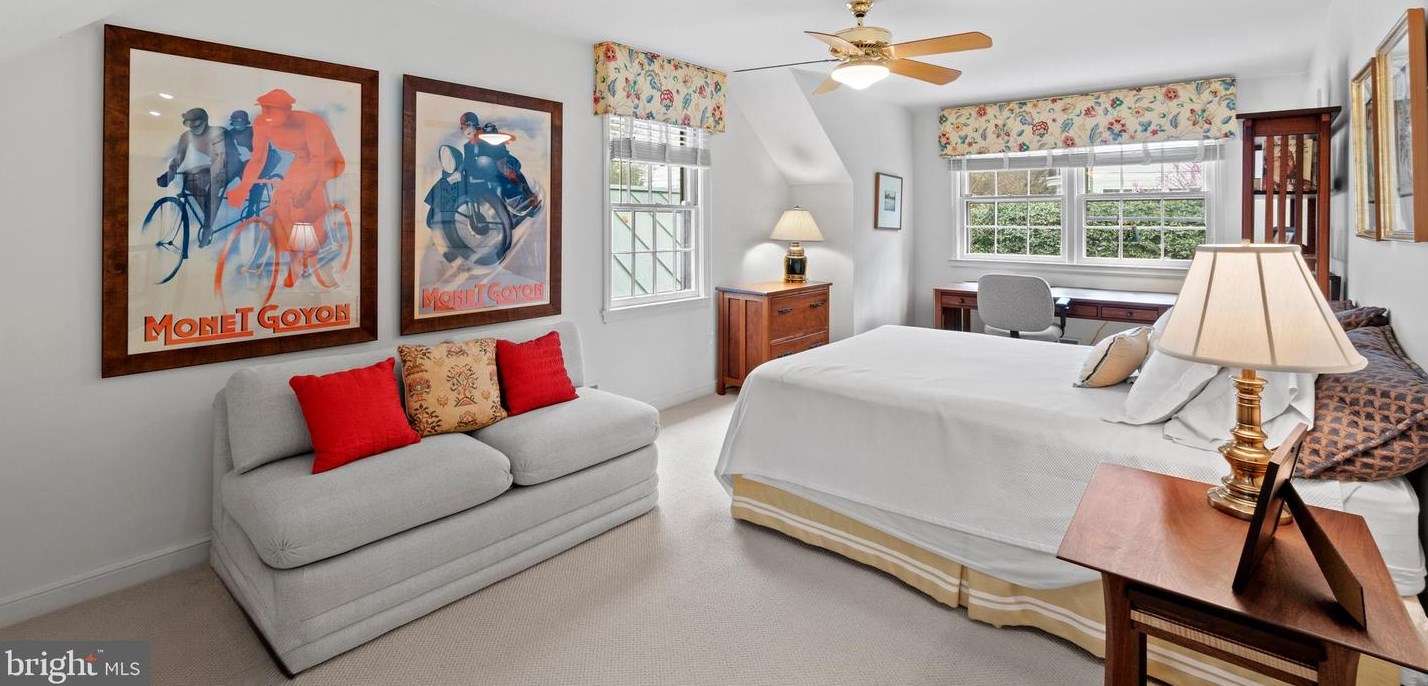 5042 Overlook Rd, Washington DC 20016-1911 exterior