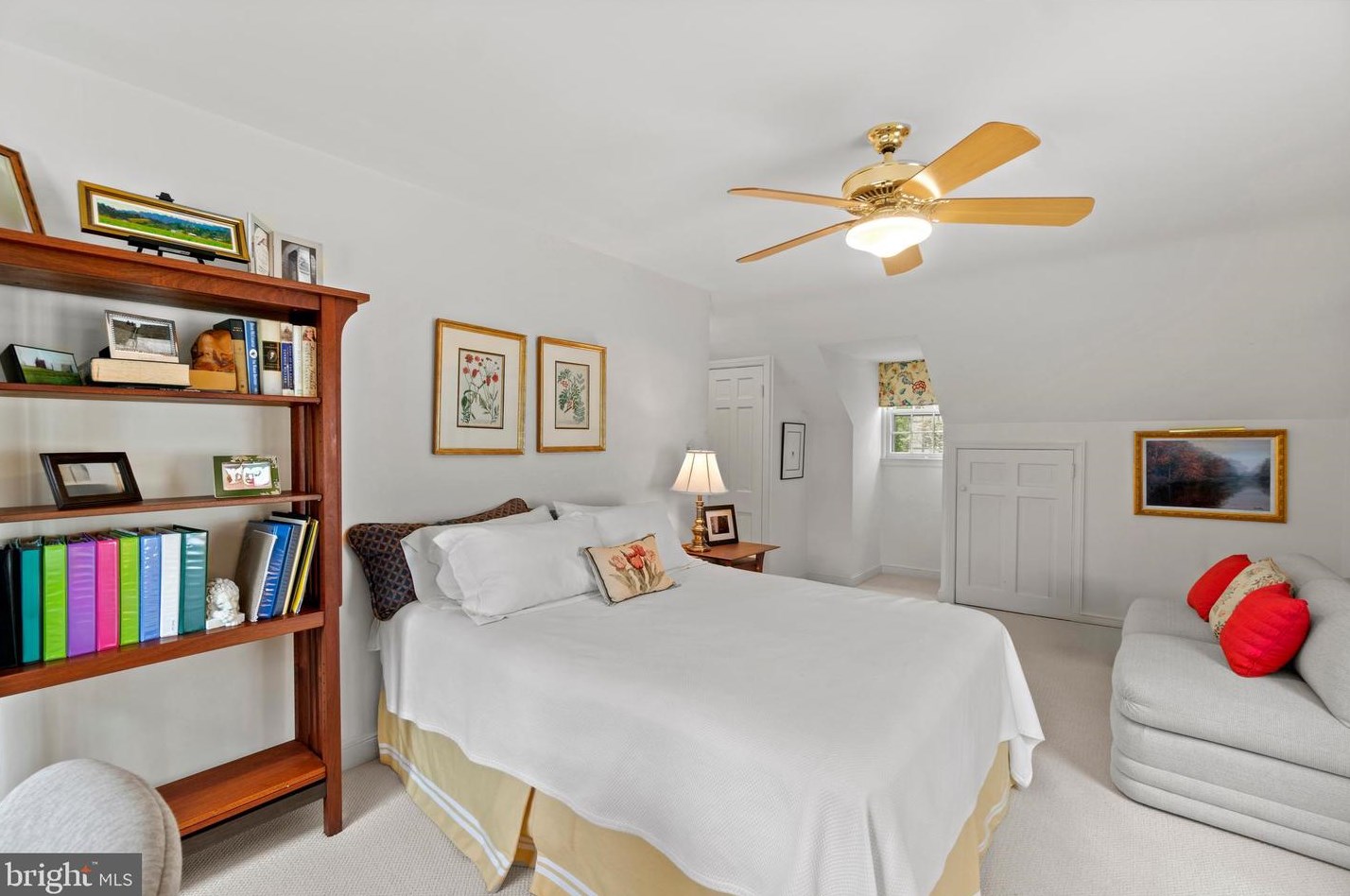 5042 Overlook Rd, Washington DC 20016-1911 exterior