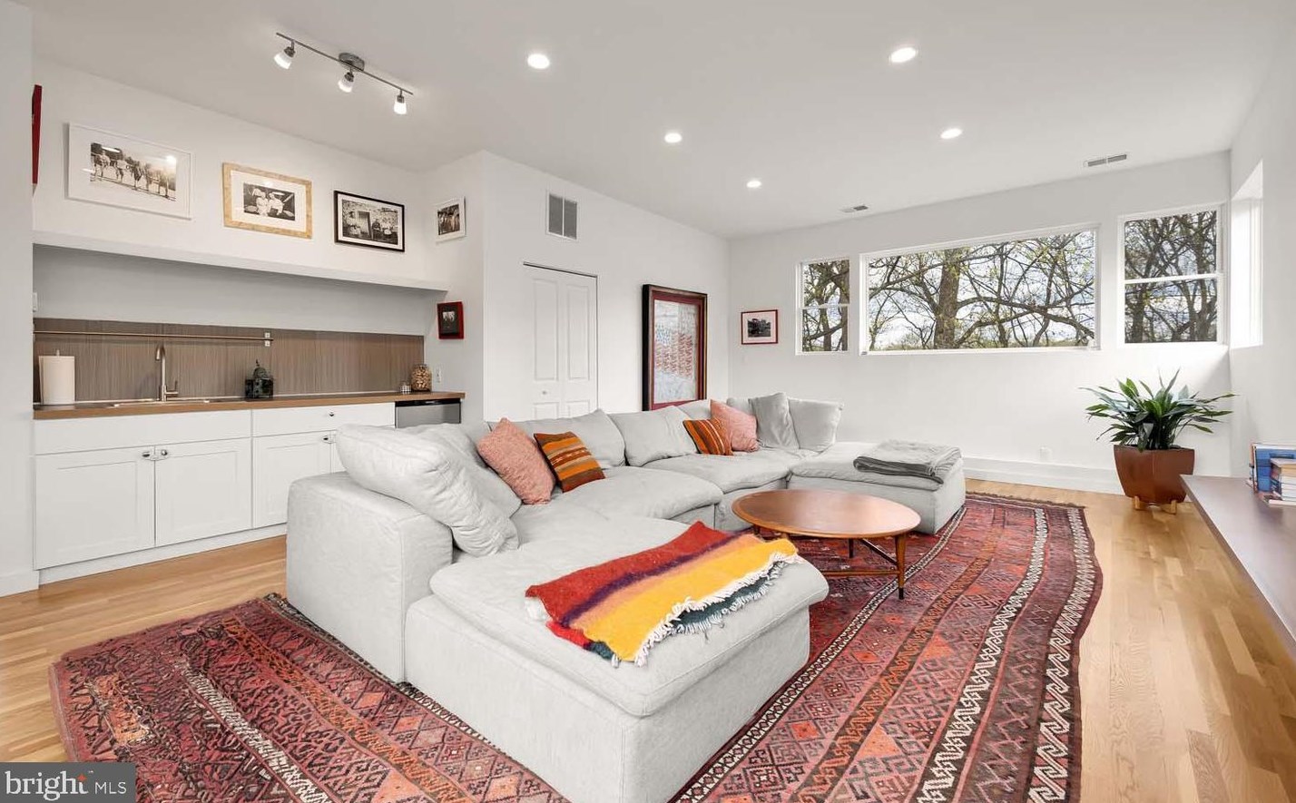 4358 Argyle Ter, Washington DC  20011-4244 exterior