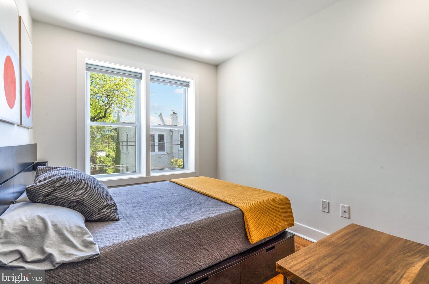 766 Columbia Rd, Washington DC  20001-3802 exterior