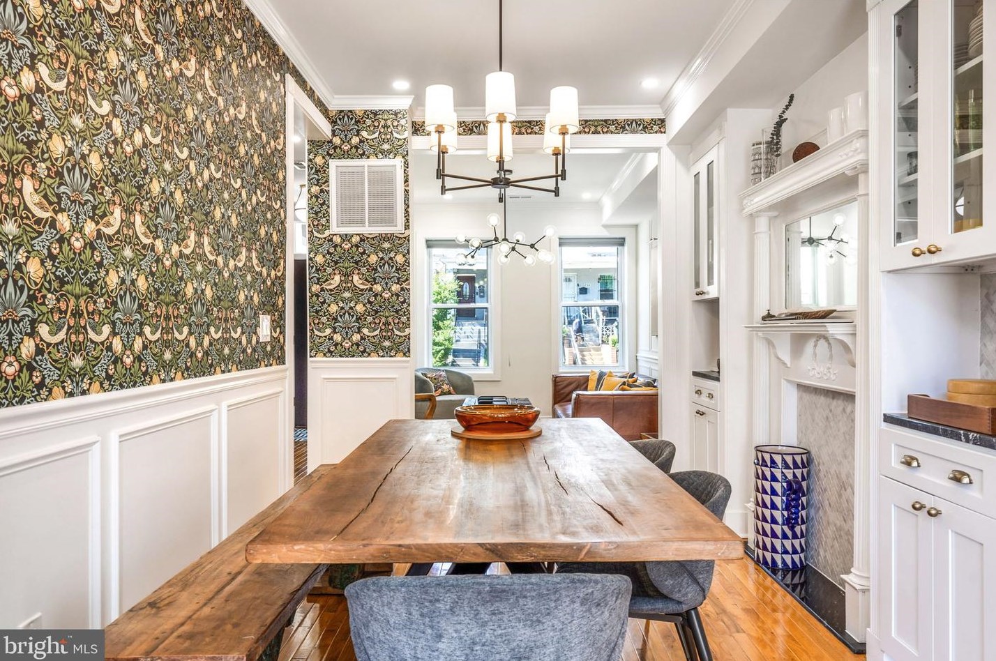 766 Columbia Rd, Washington DC  20001-3802 exterior