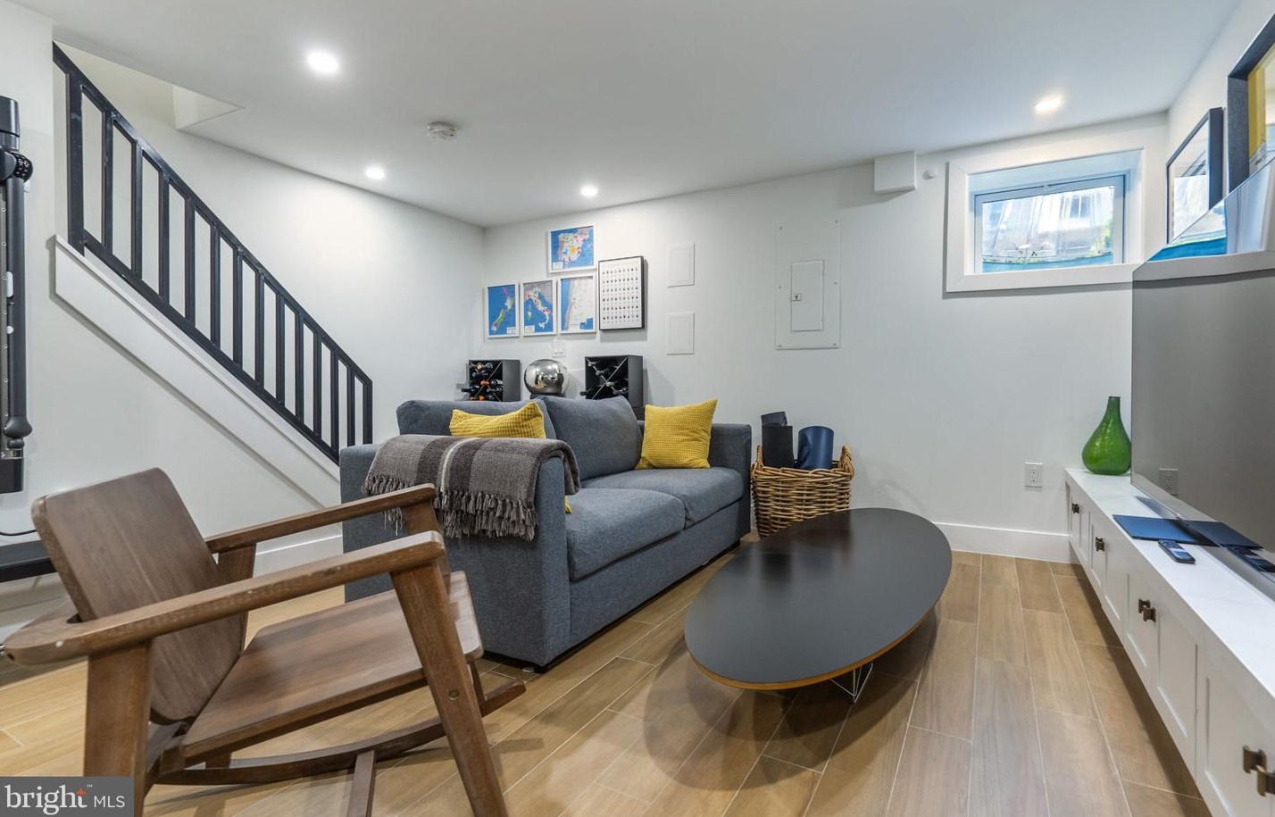 766 Columbia Rd, Washington DC  20001-3802 exterior