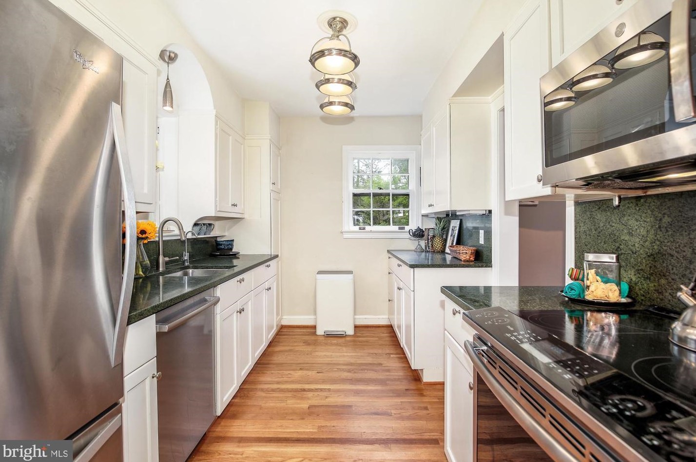 4500 Davenport St, Washington DC 20016-4416 exterior