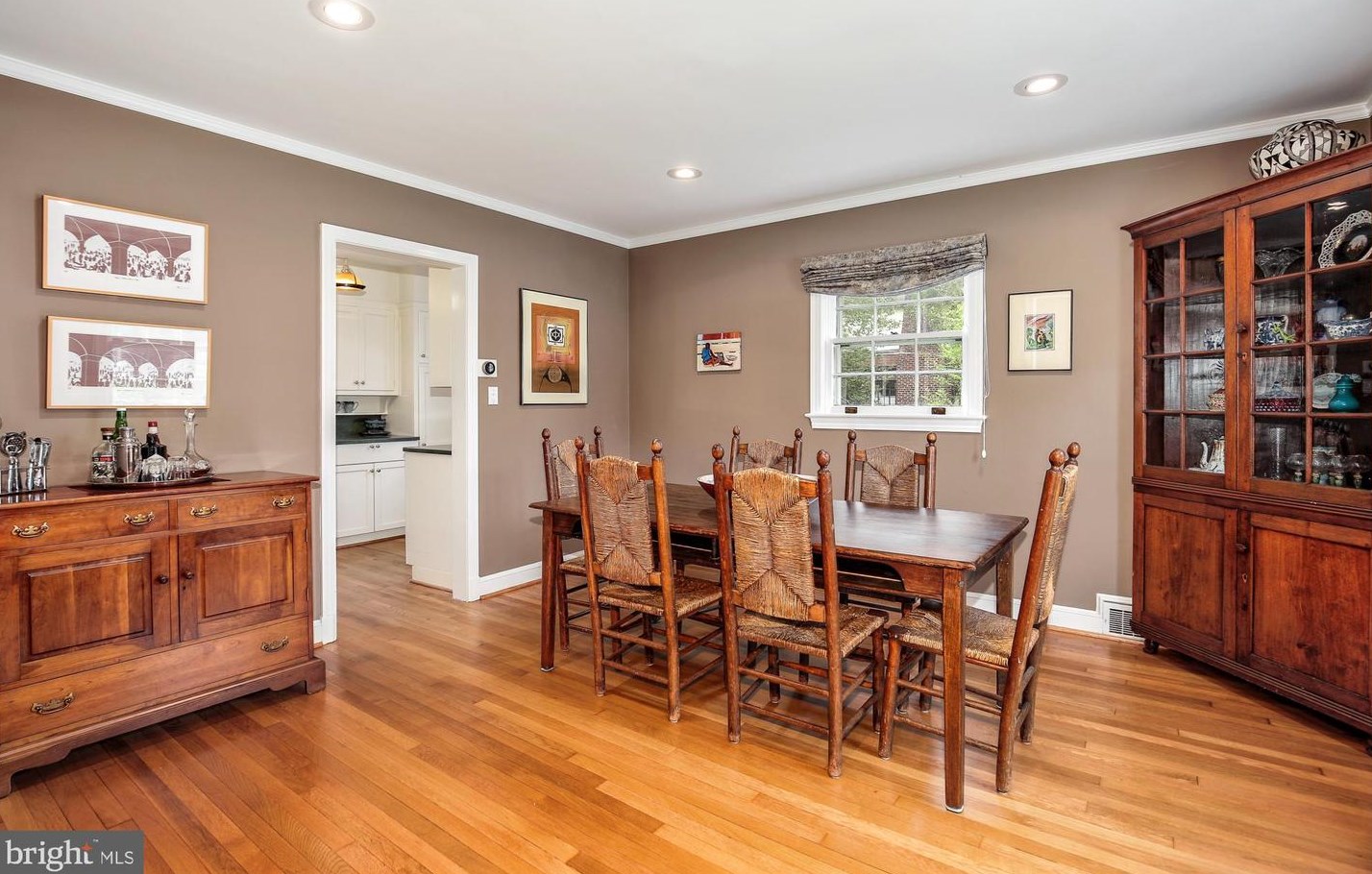 4500 Davenport St, Washington DC 20016-4416 exterior