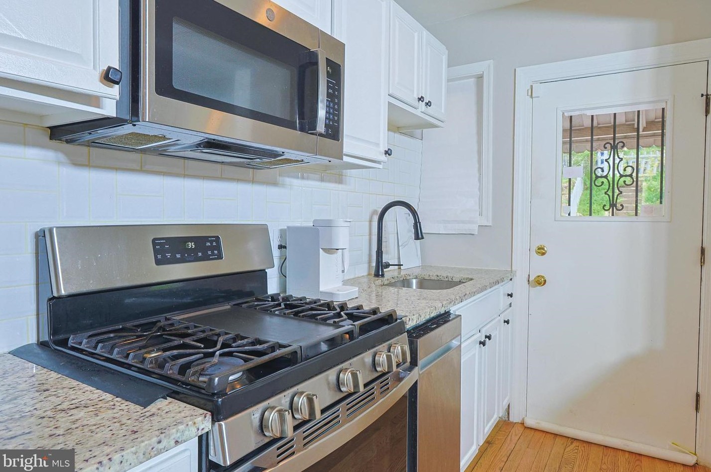 1612 Ft Dupont St, Washington DC 20020-1053 exterior