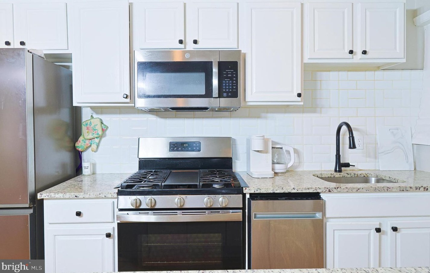 1612 Ft Dupont St, Washington DC 20020-1053 exterior