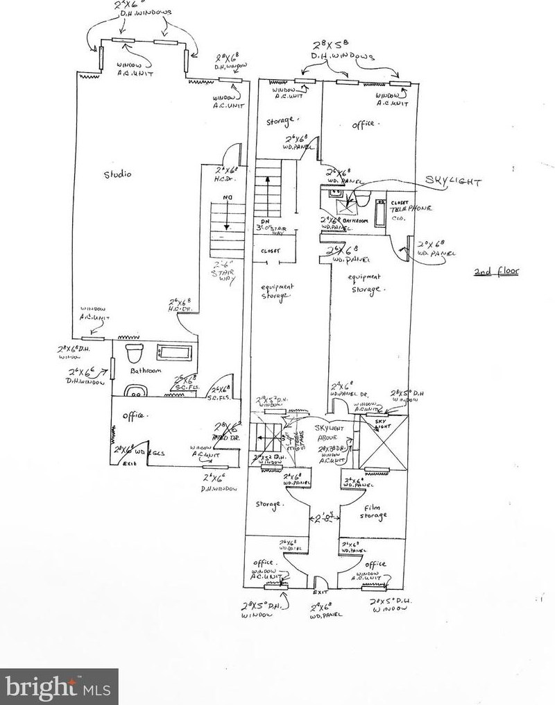 711 G St, Washington DC  20003-2815 exterior