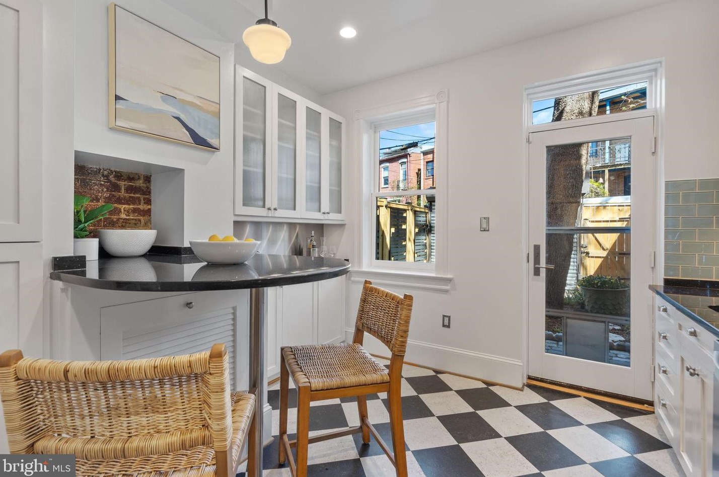 318 Carolina Ave, Washington DC 20003-2004 exterior