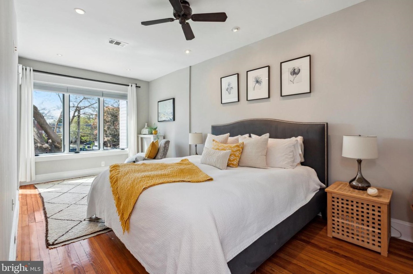 1413 Capitol St, Washington DC 20003-1571 exterior