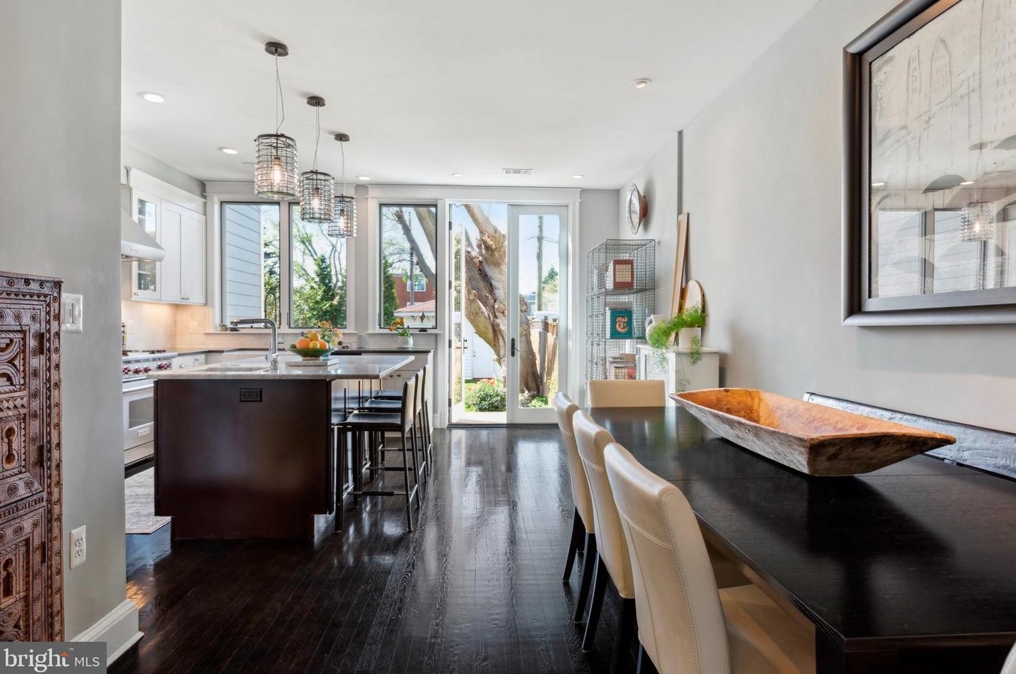 1413 Capitol St, Washington DC 20003-1571 exterior