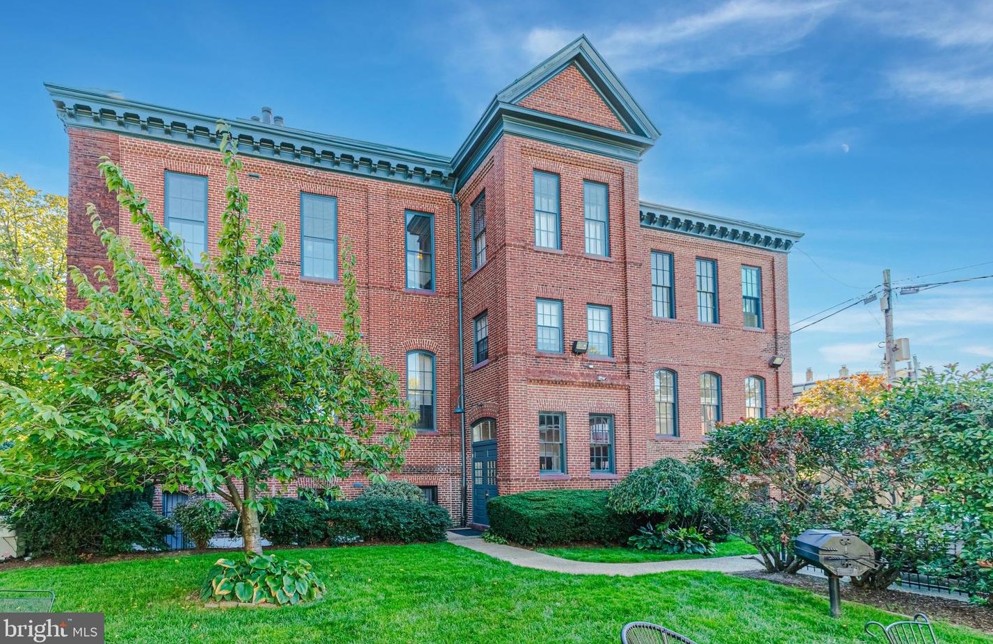 410 5th St, Washington DC  20003-2051 exterior