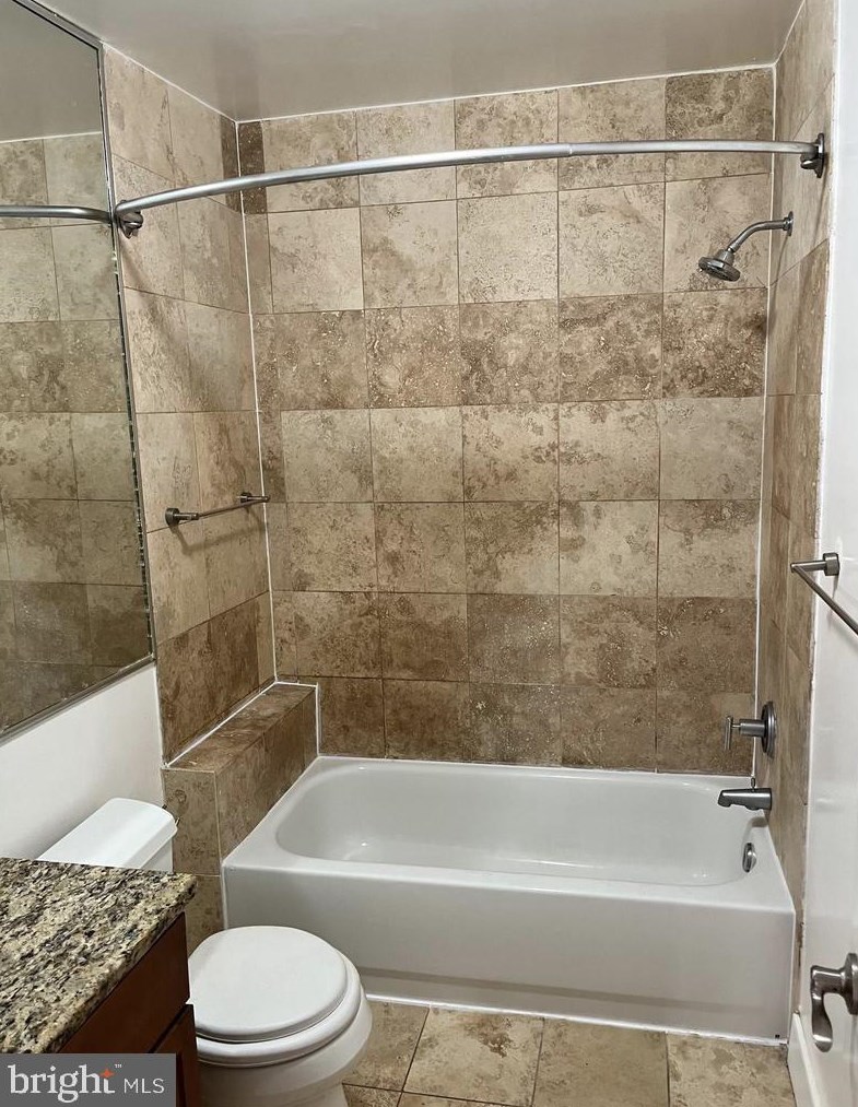 310 Atlantic St Se #202b, Washington, DC 20032
