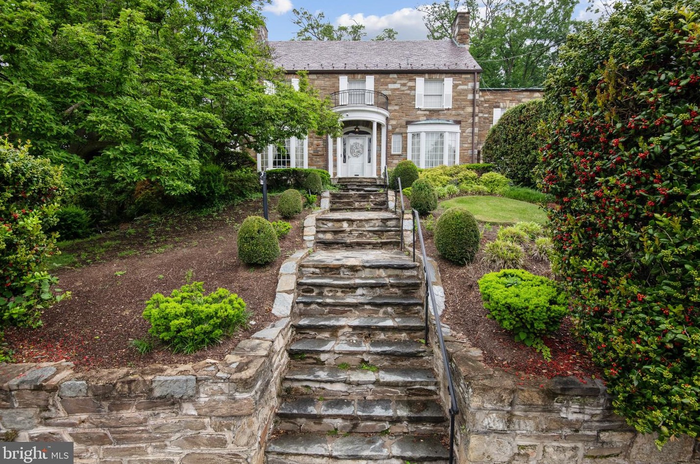 3195 Westover Dr, Washington, DC 20020-3719