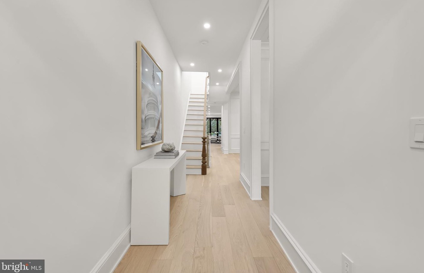 3328 N St, Washington, DC 20007-2944