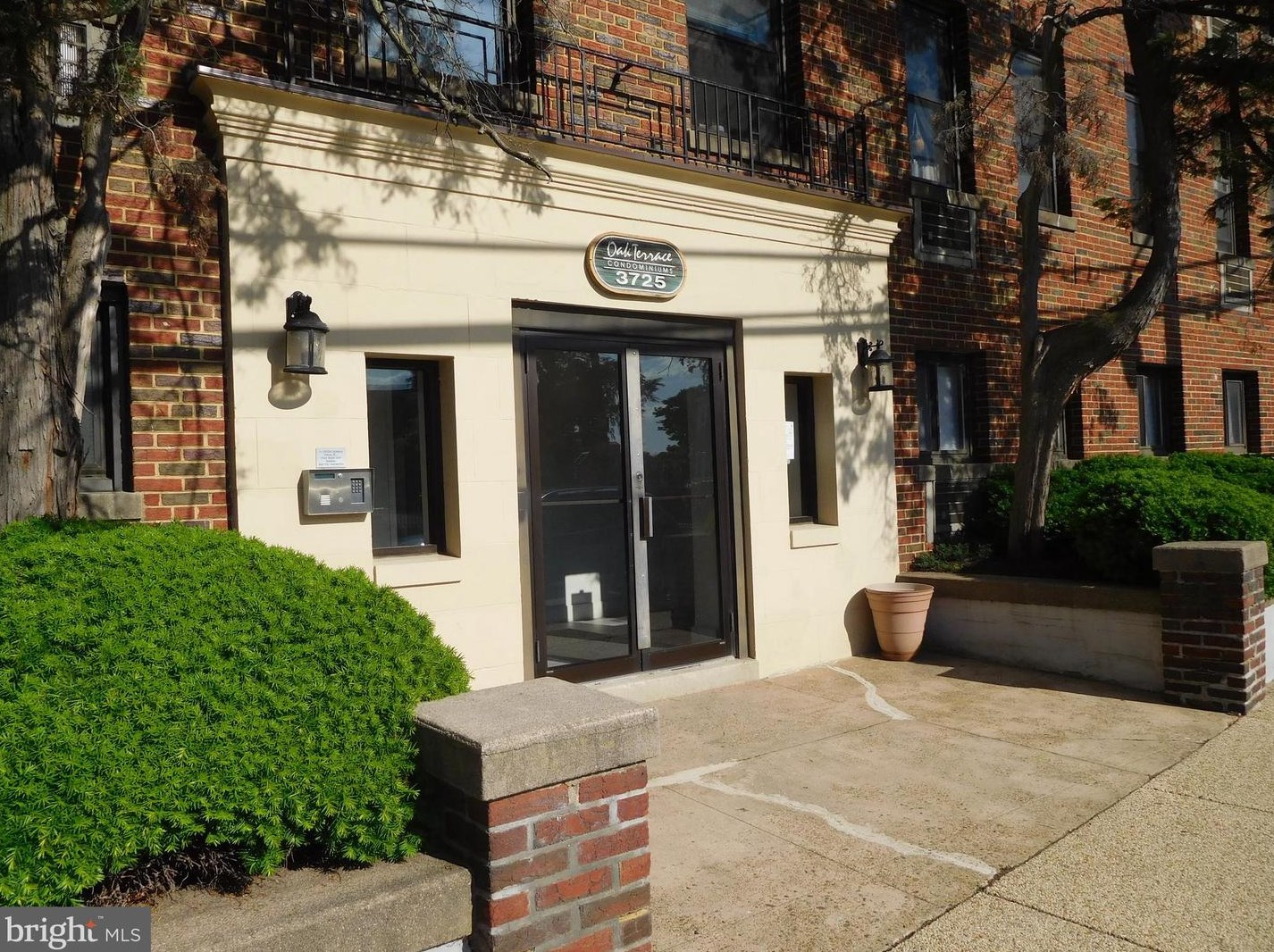 3725 12th St, Washington DC  20017-2552 exterior