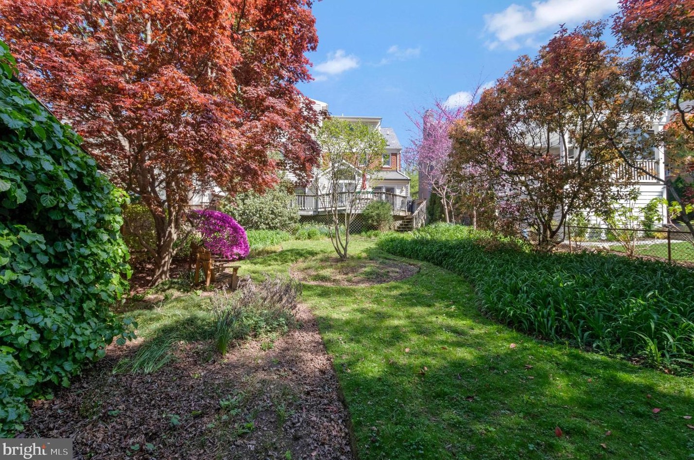 3510 Livingston St, Washington DC  20015-1758 exterior