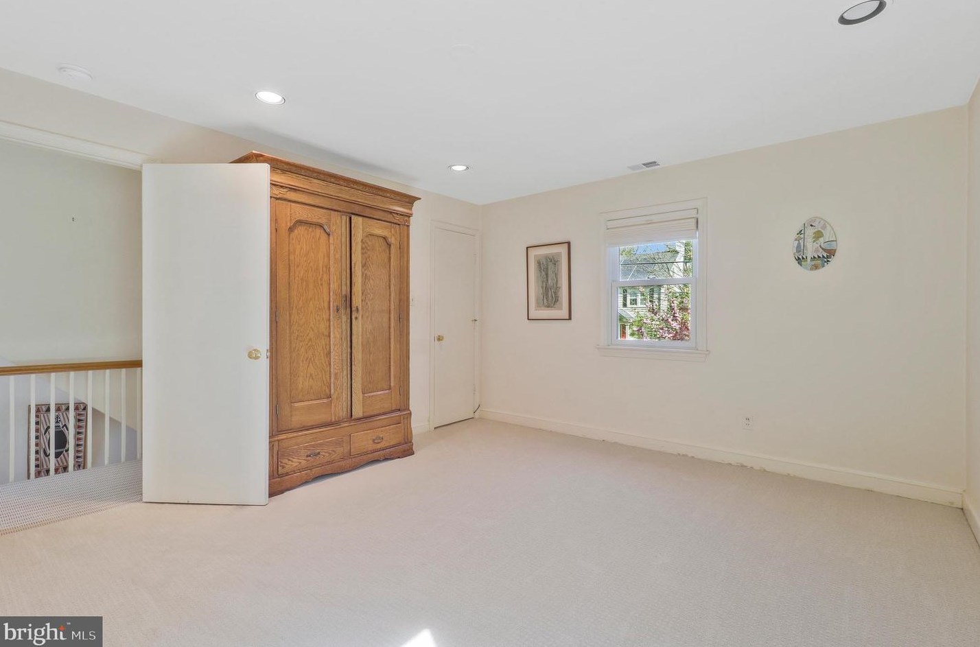 3510 Livingston St, Washington DC  20015-1758 exterior