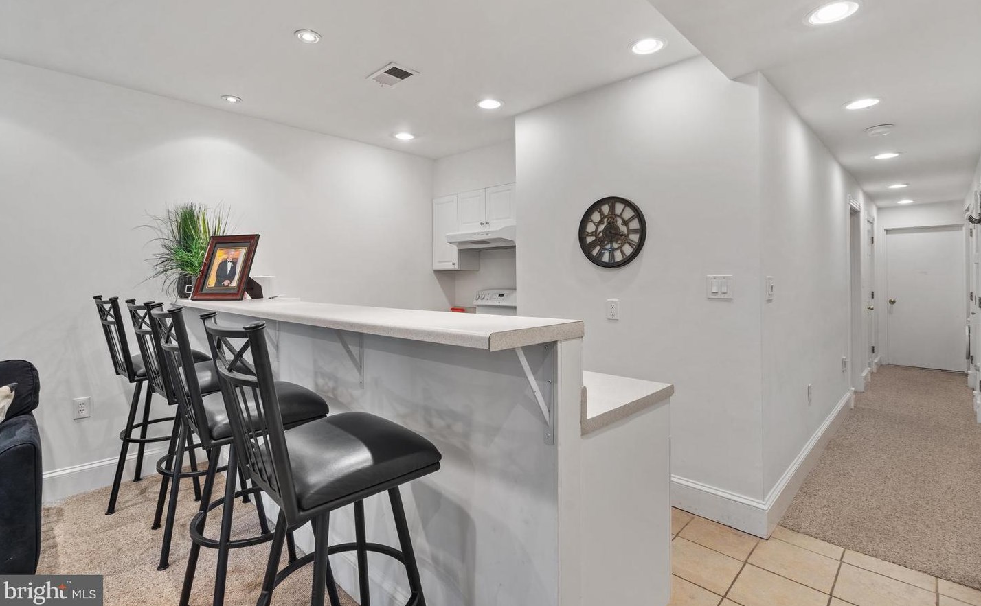 639 A St, Washington DC 20003-1225 exterior