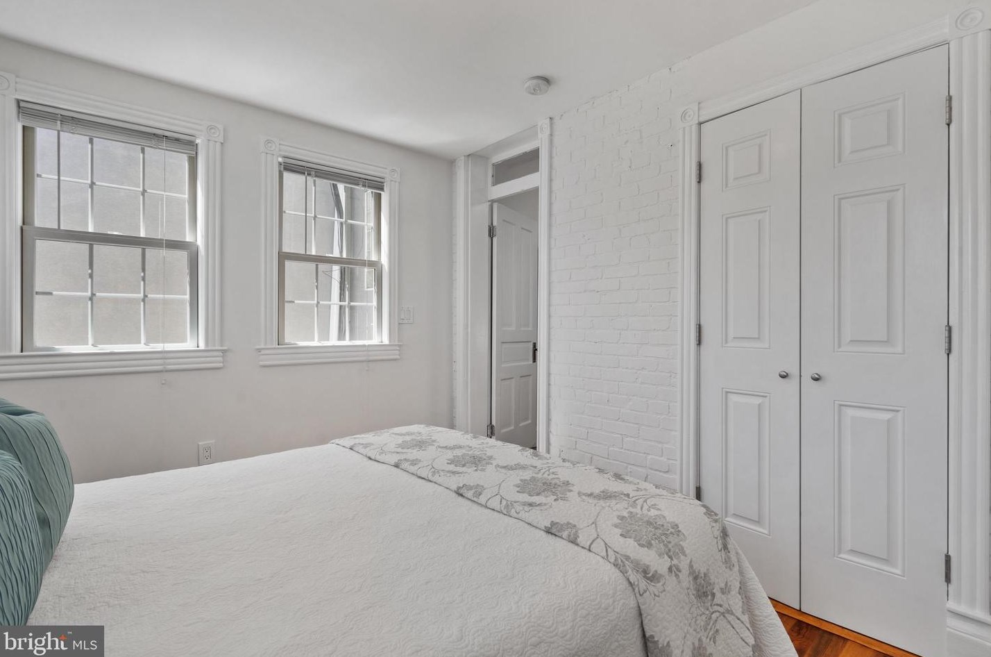 639 A St, Washington DC 20003-1225 exterior