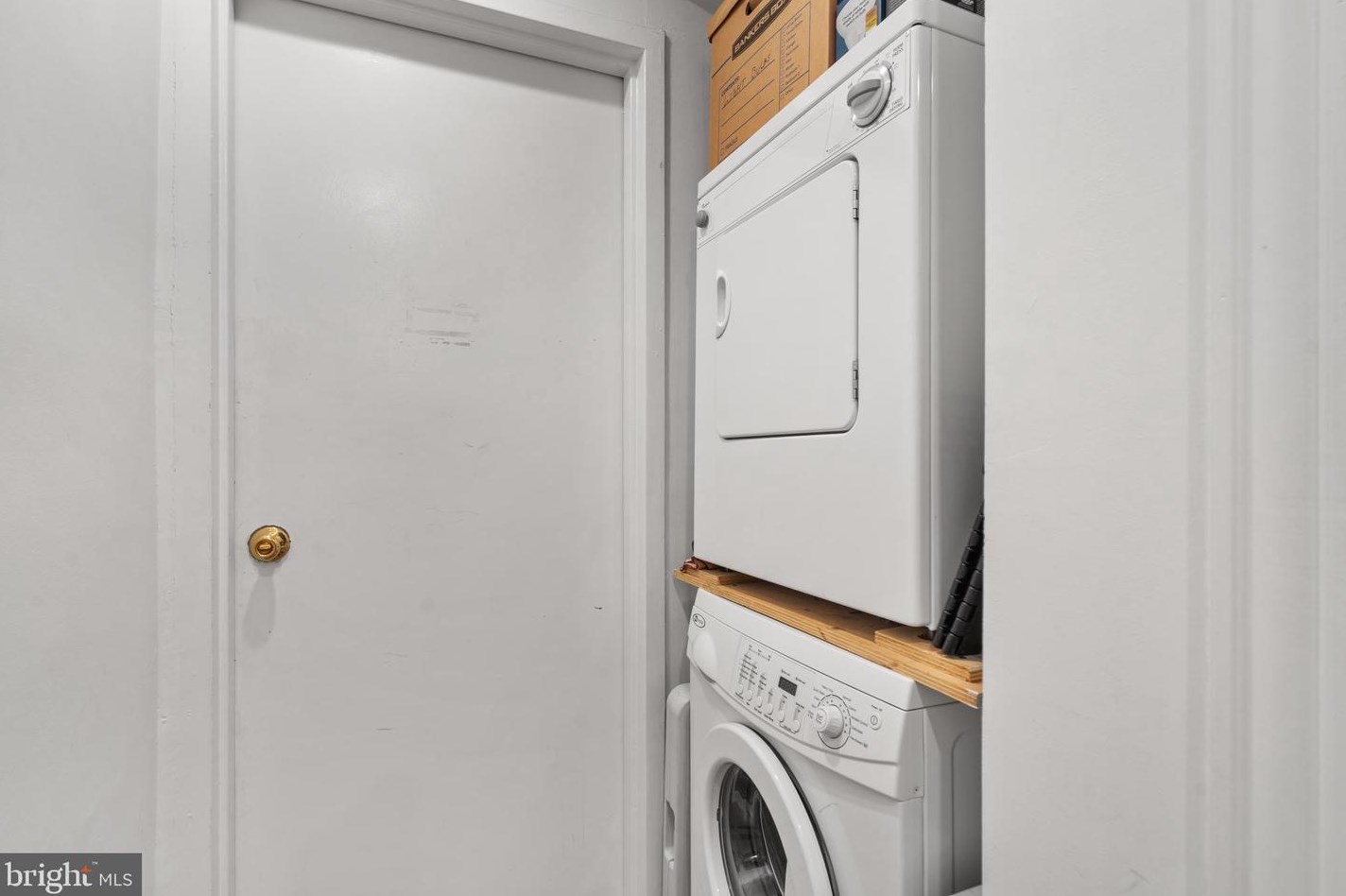 639 A St, Washington DC 20003-1225 exterior