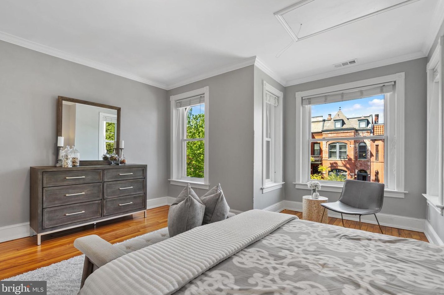 639 A St, Washington DC 20003-1225 exterior