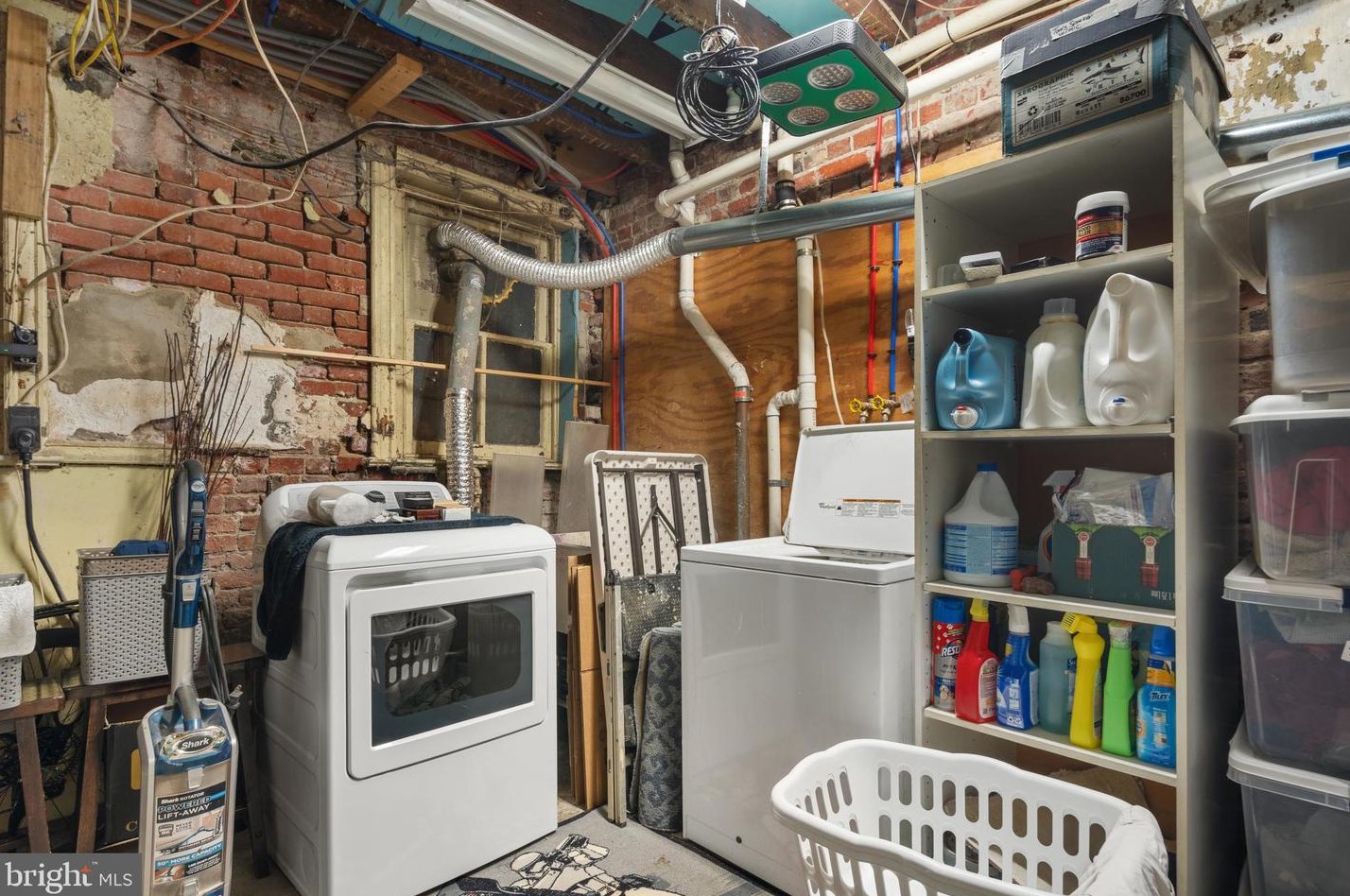 639 A St, Washington DC 20003-1225 exterior