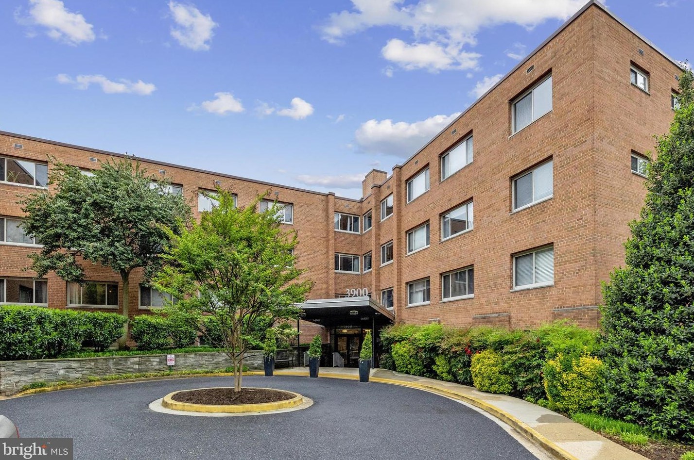 3900 Tunlaw Rd Nw #617, Washington, DC 20007