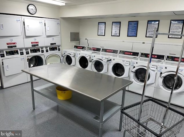 2400 41st St, Washington DC 20007-4940 exterior