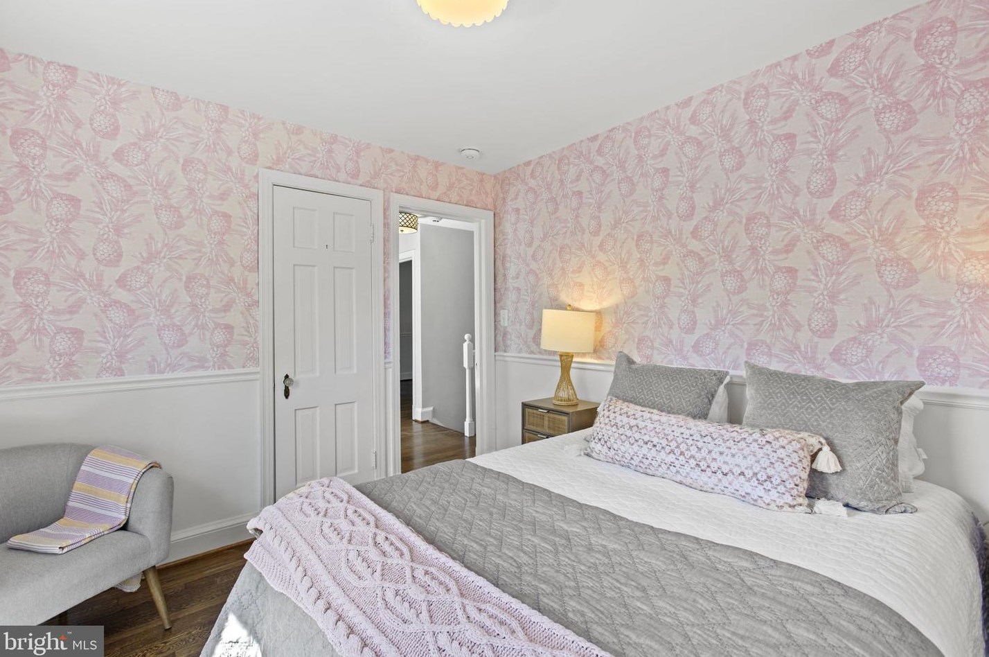 6319 31st Pl, Washington DC  20015-2347 exterior