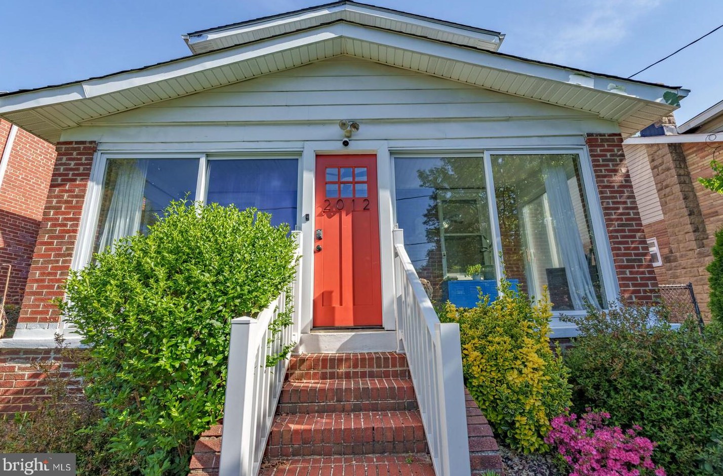 2012 Perry St, Washington, DC 20018-3054
