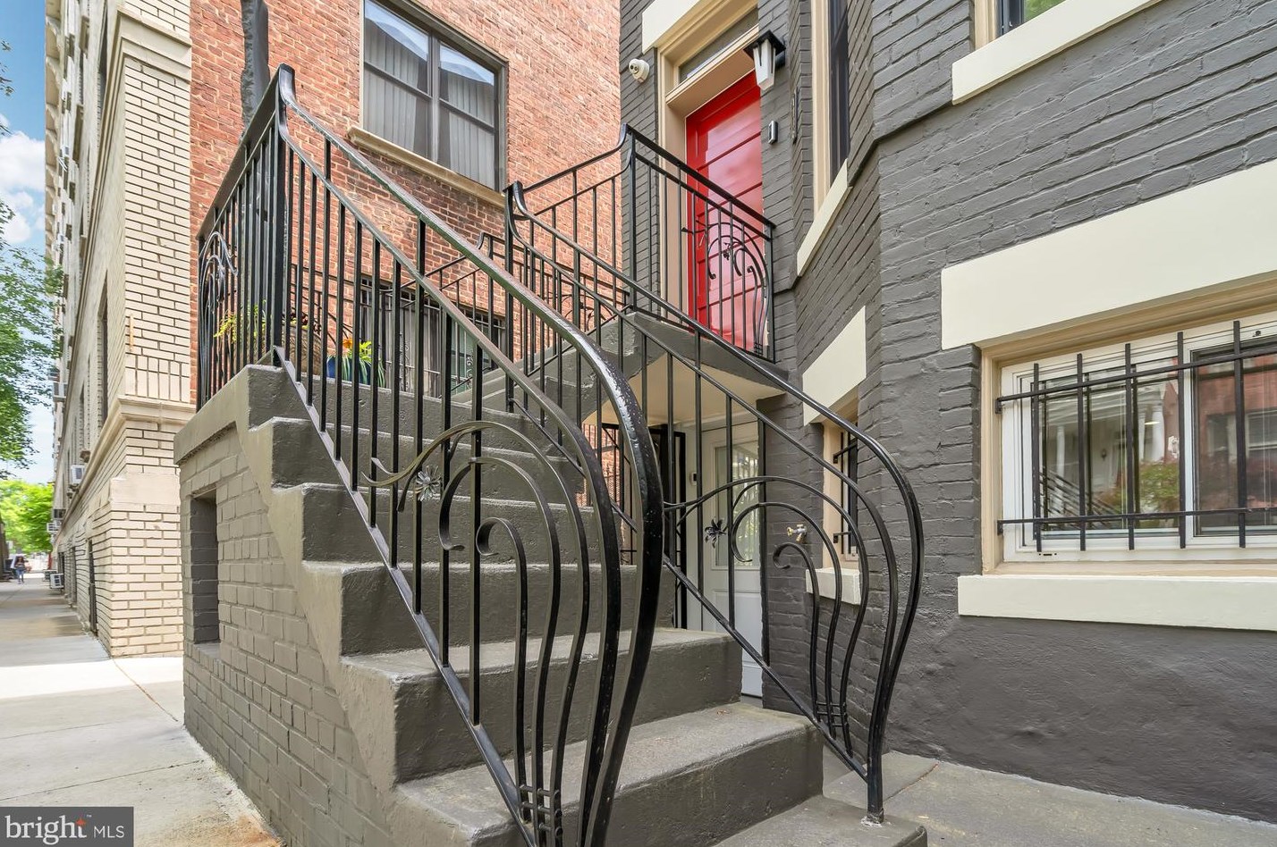 1728 Church St, Washington, DC 20036-1302