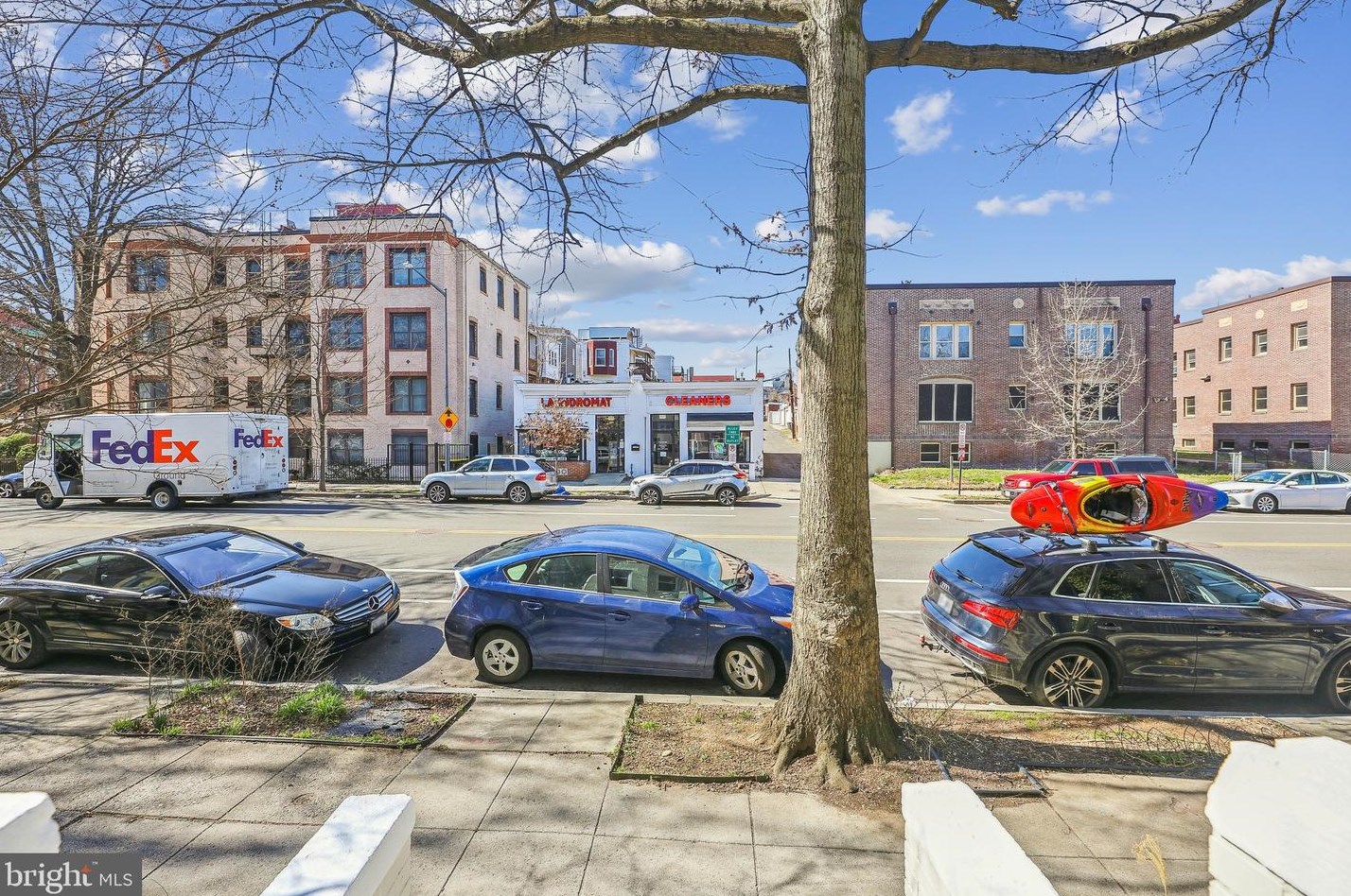 2713 11th St, Washington DC  20001-3960 exterior