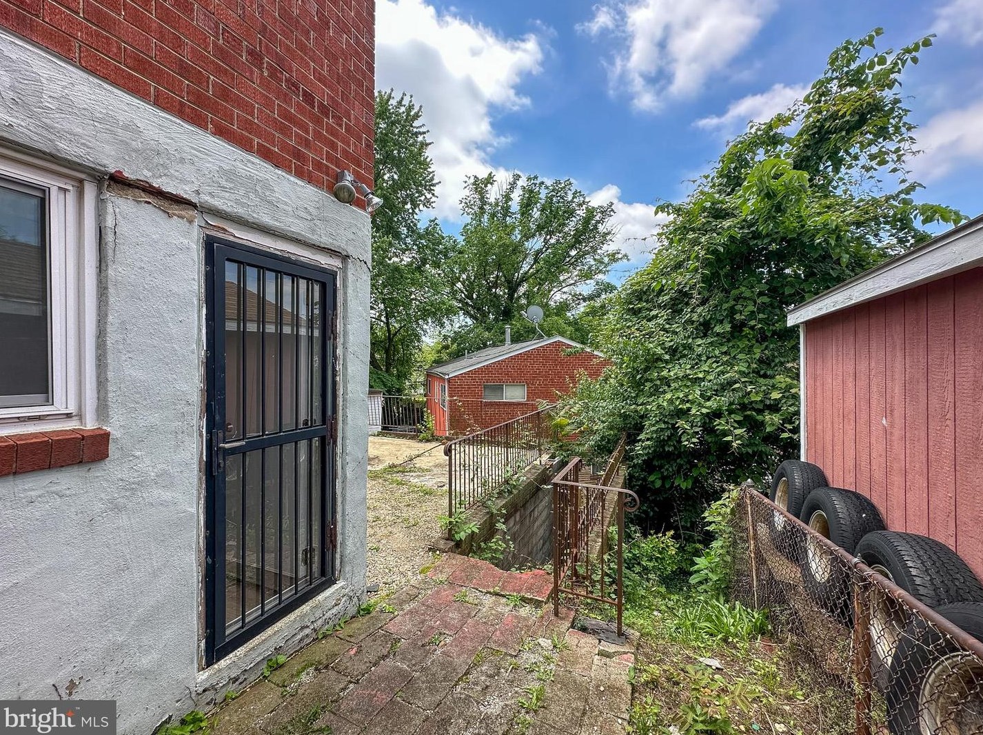 1405 42 Pl, Washington DC exterior