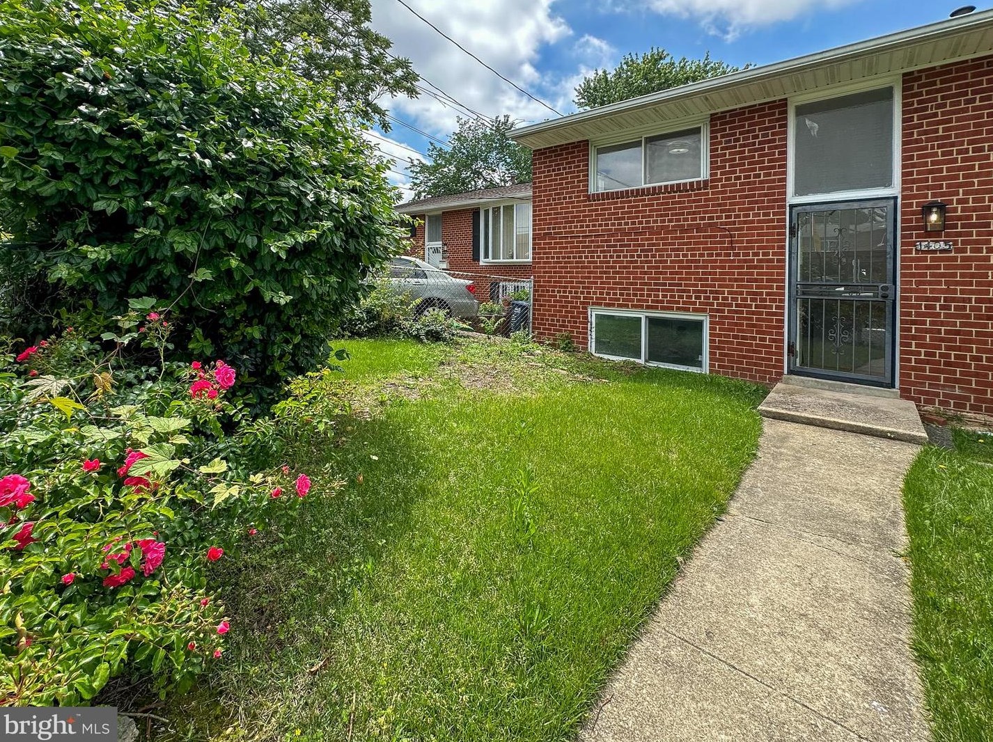 1405 42 Pl, Washington DC exterior