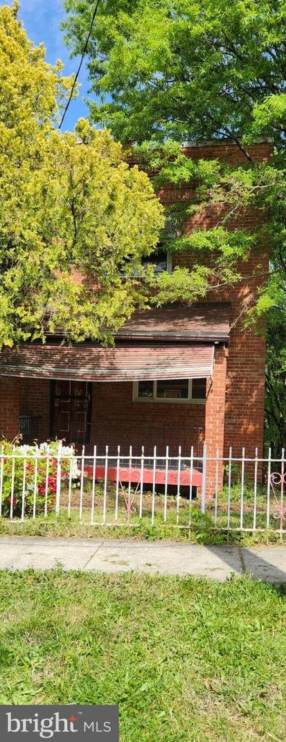84 54th St Se, Washington, DC 20019