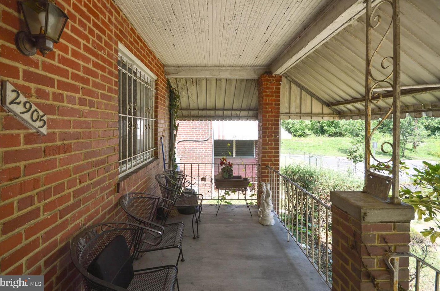 2905 M St, Washington DC  20007-3714 exterior