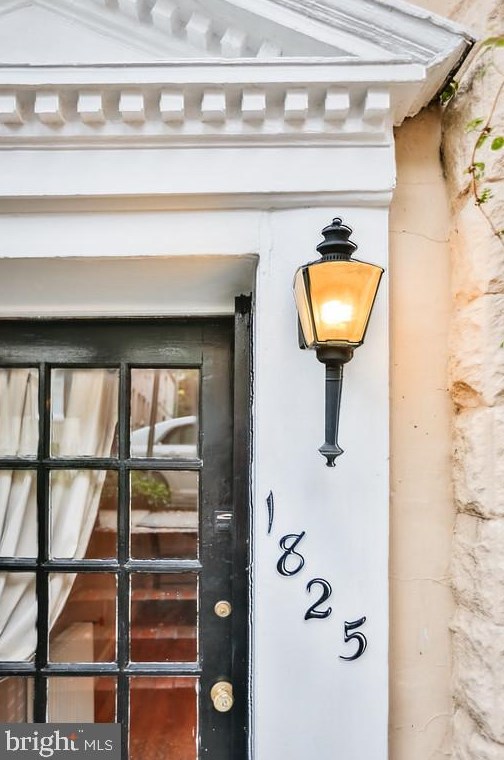 1825 Riggs Pl, Washington, DC 20009-6139