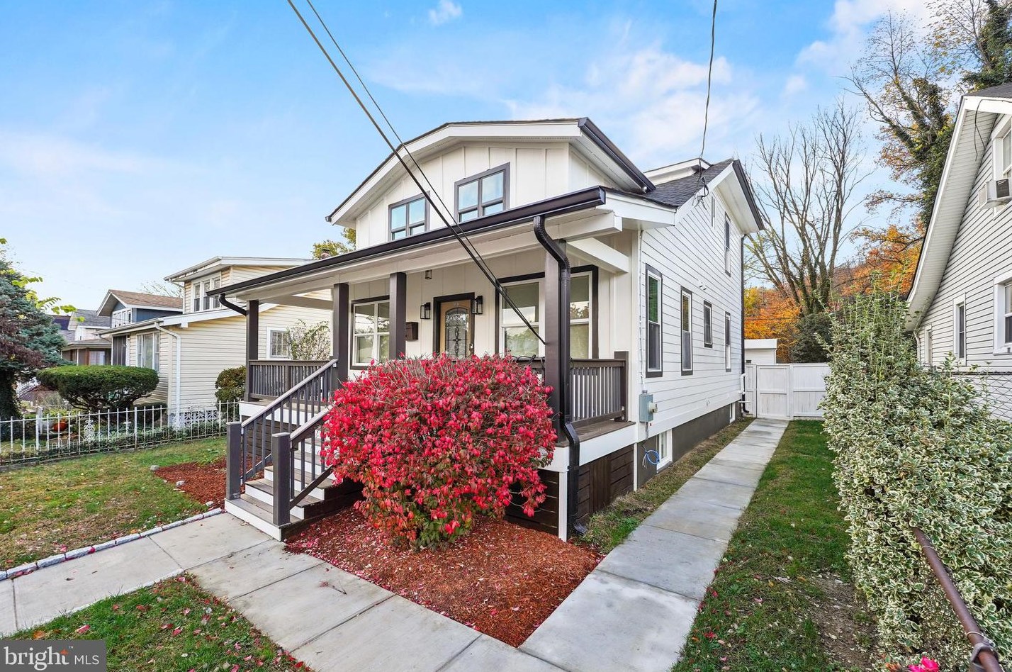 2207 Rand Pl, Washington DC 20002-1912 exterior