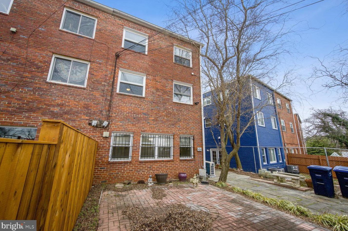 224 Webster St, Washington DC  20011-4946 exterior