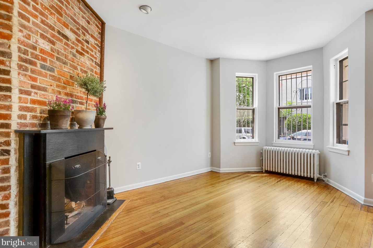 617 Elliott St, Washington DC 20002-5417 exterior