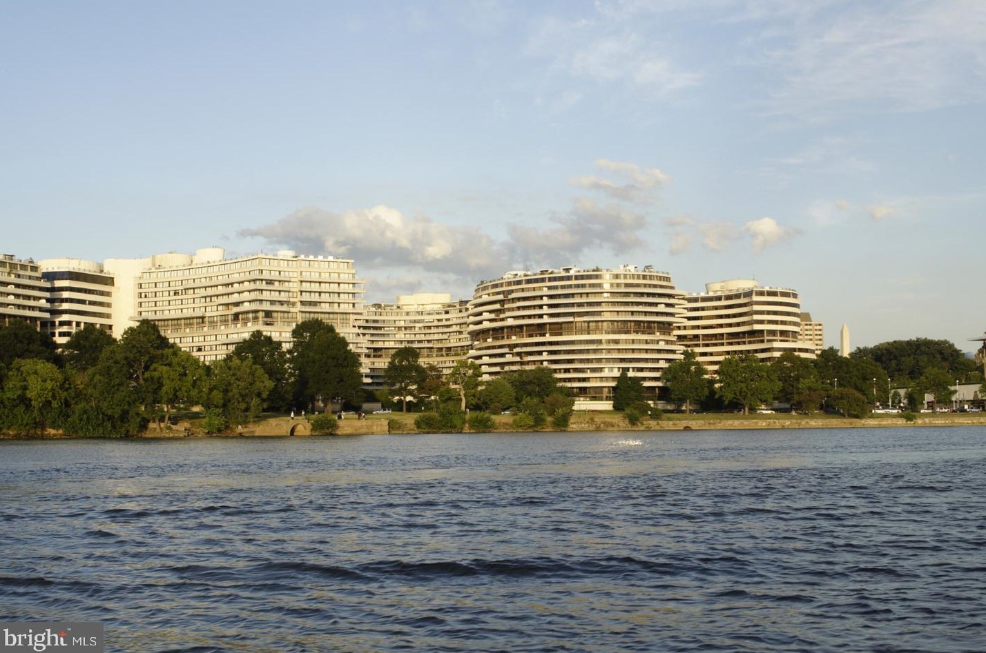 700 New Hampshire Ave, Washington DC 20037-2407 exterior