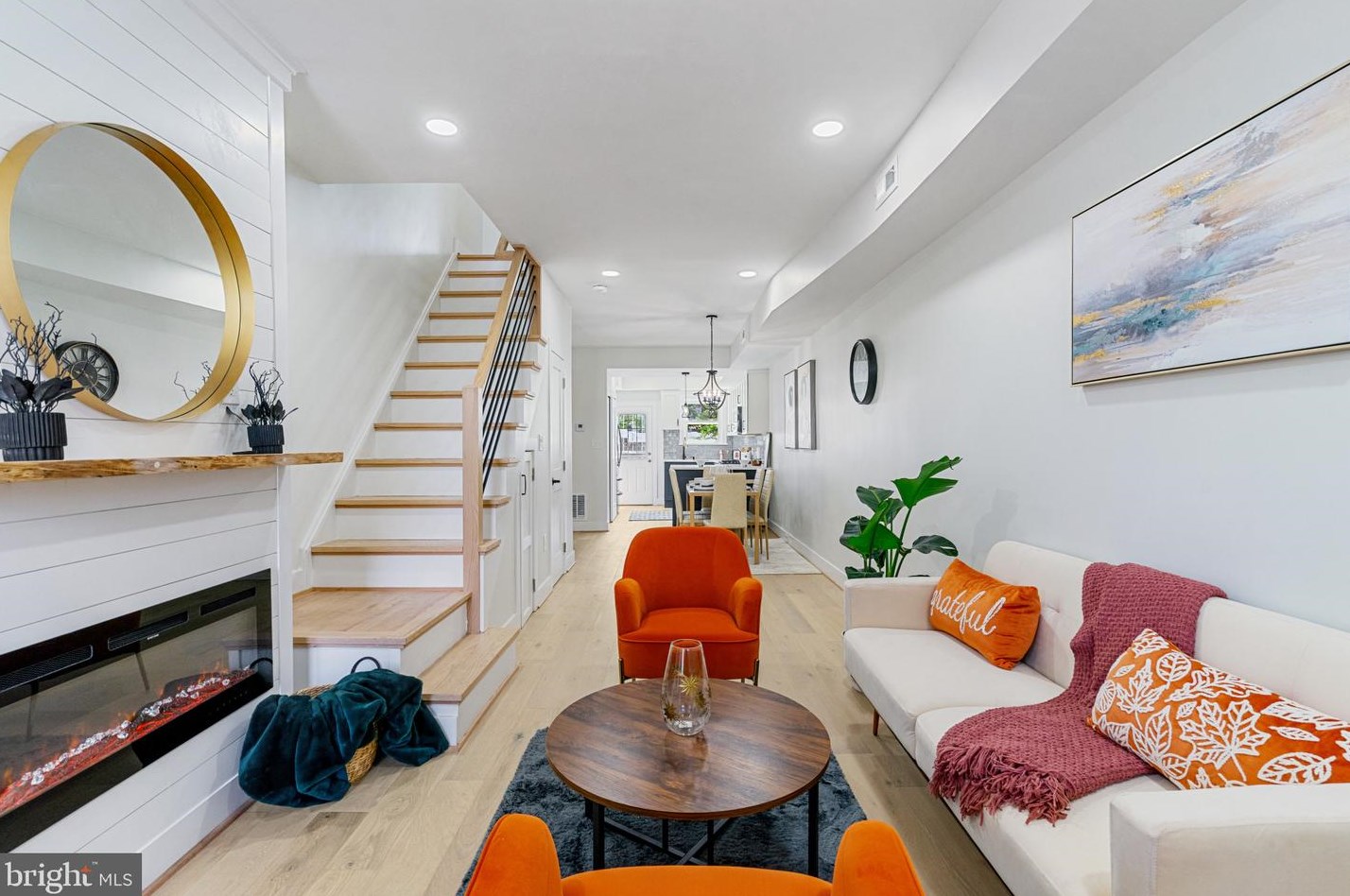 2015 Gales St, Washington, DC 20002-4735