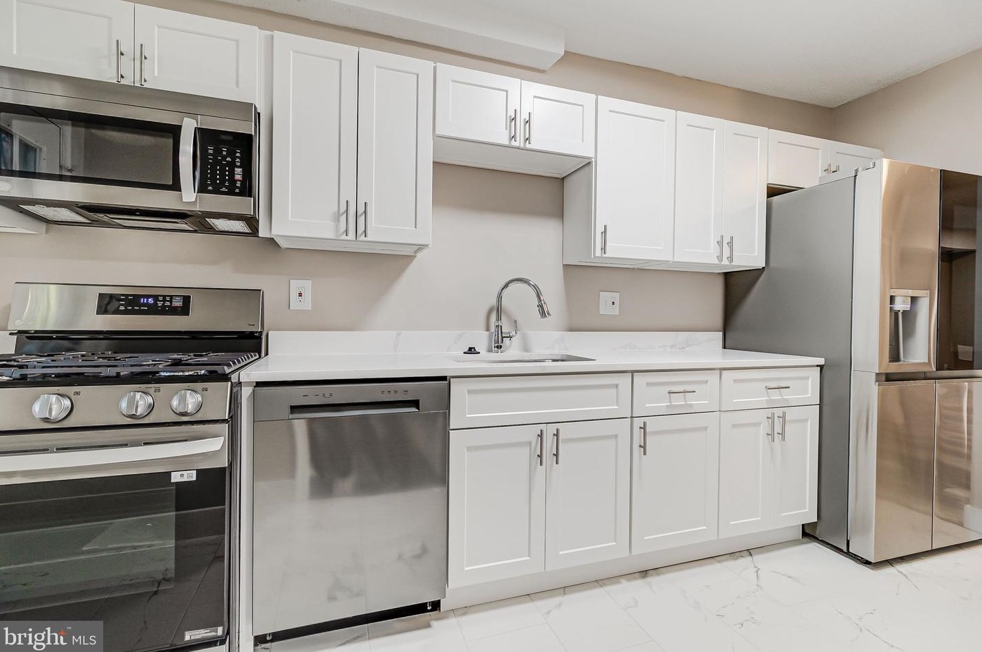 347 Parkland Pl, Washington DC 20032-1647 exterior