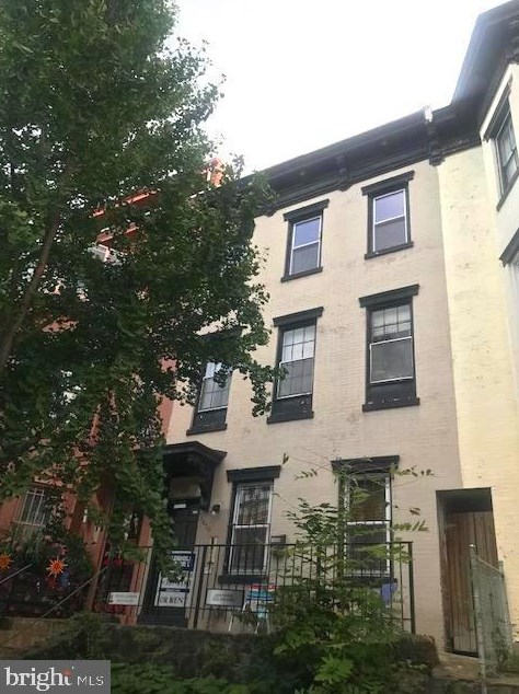 1456 Corcoran St, Washington DC  20009-3858 exterior