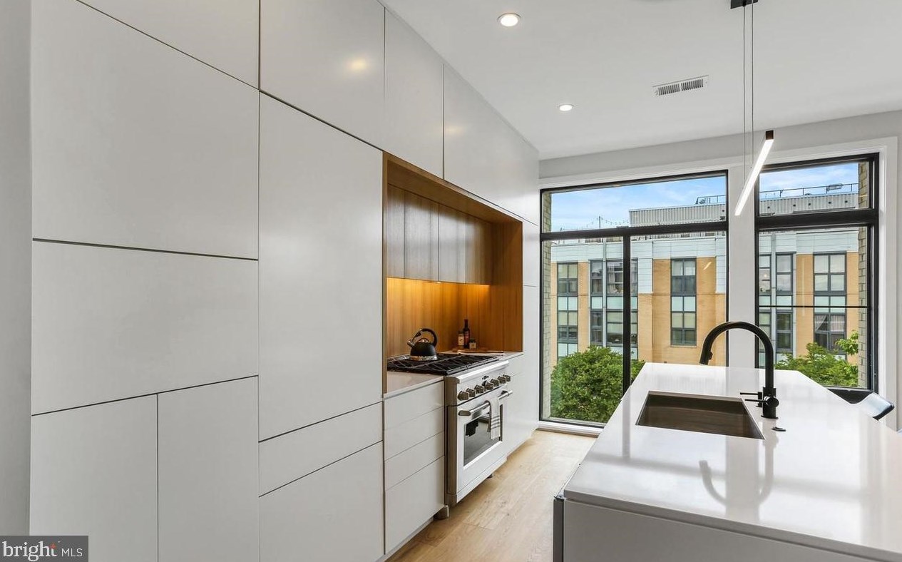 1434 Chapin St Nw #5, Washington, DC 20009