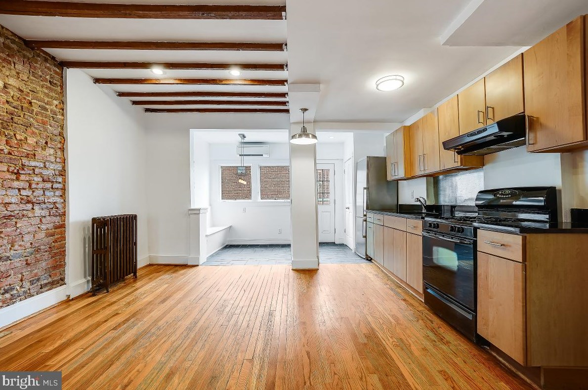 1671 Rosedale St, Washington DC 20002-4636 exterior