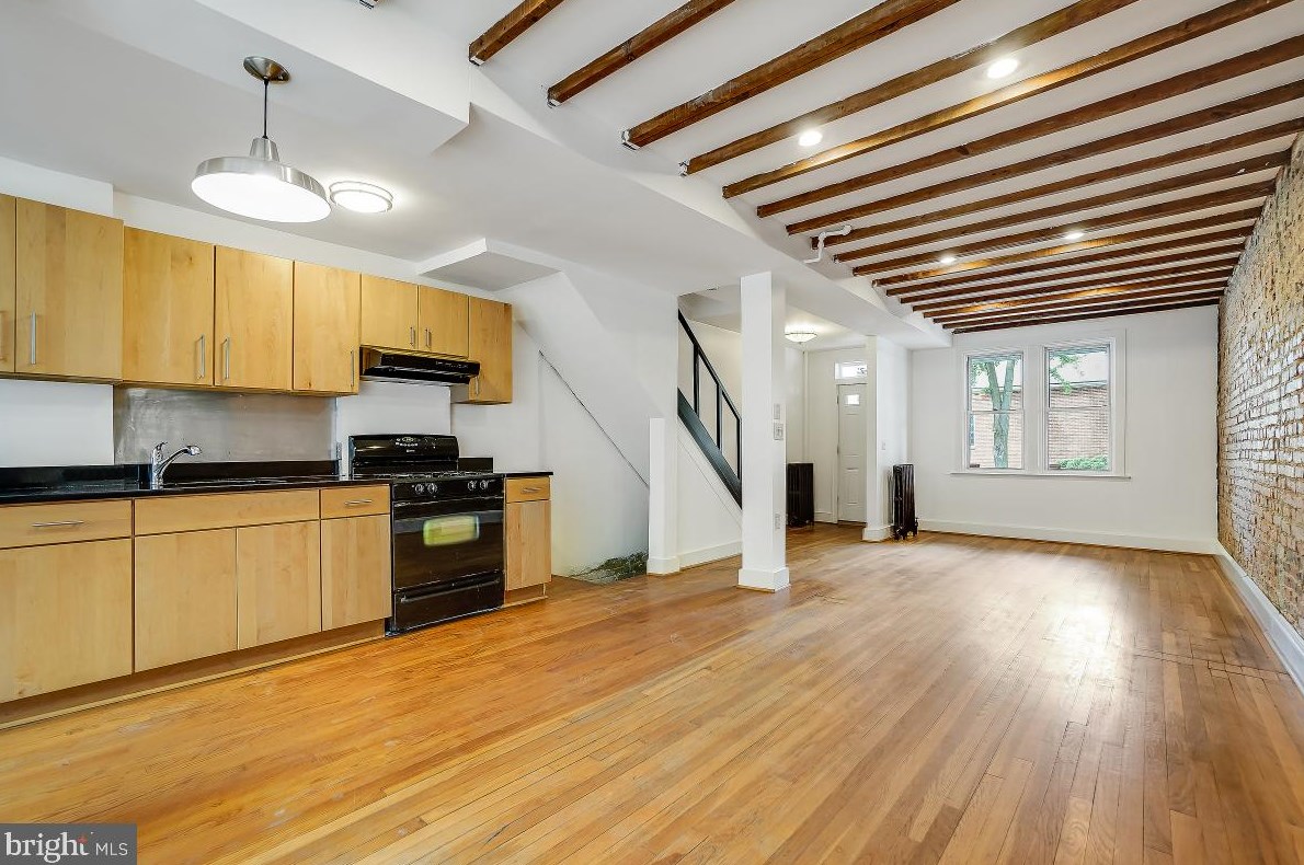 1671 Rosedale St, Washington DC 20002-4636 exterior