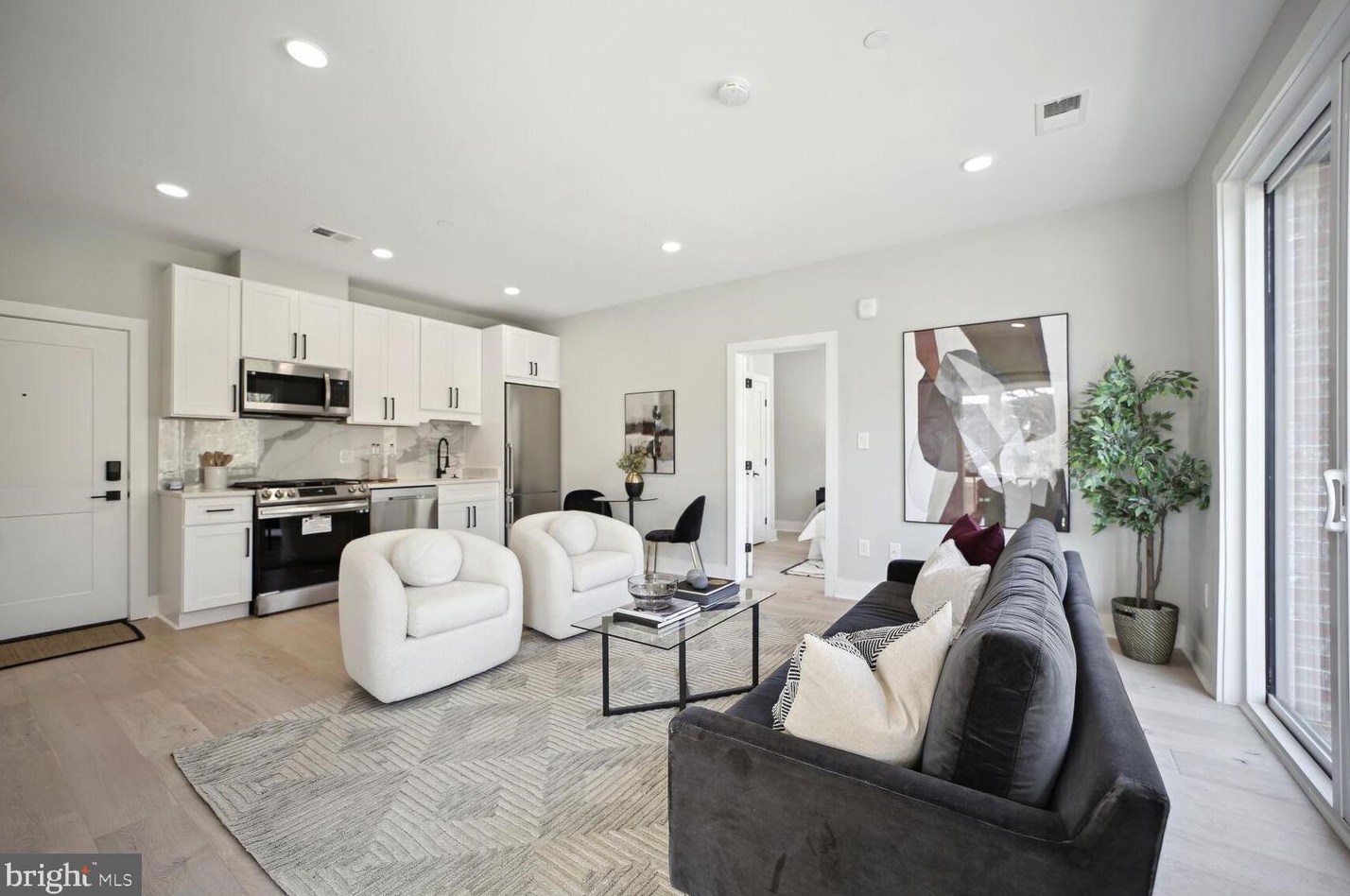 2019 M St Ne #3, Washington, DC 20002