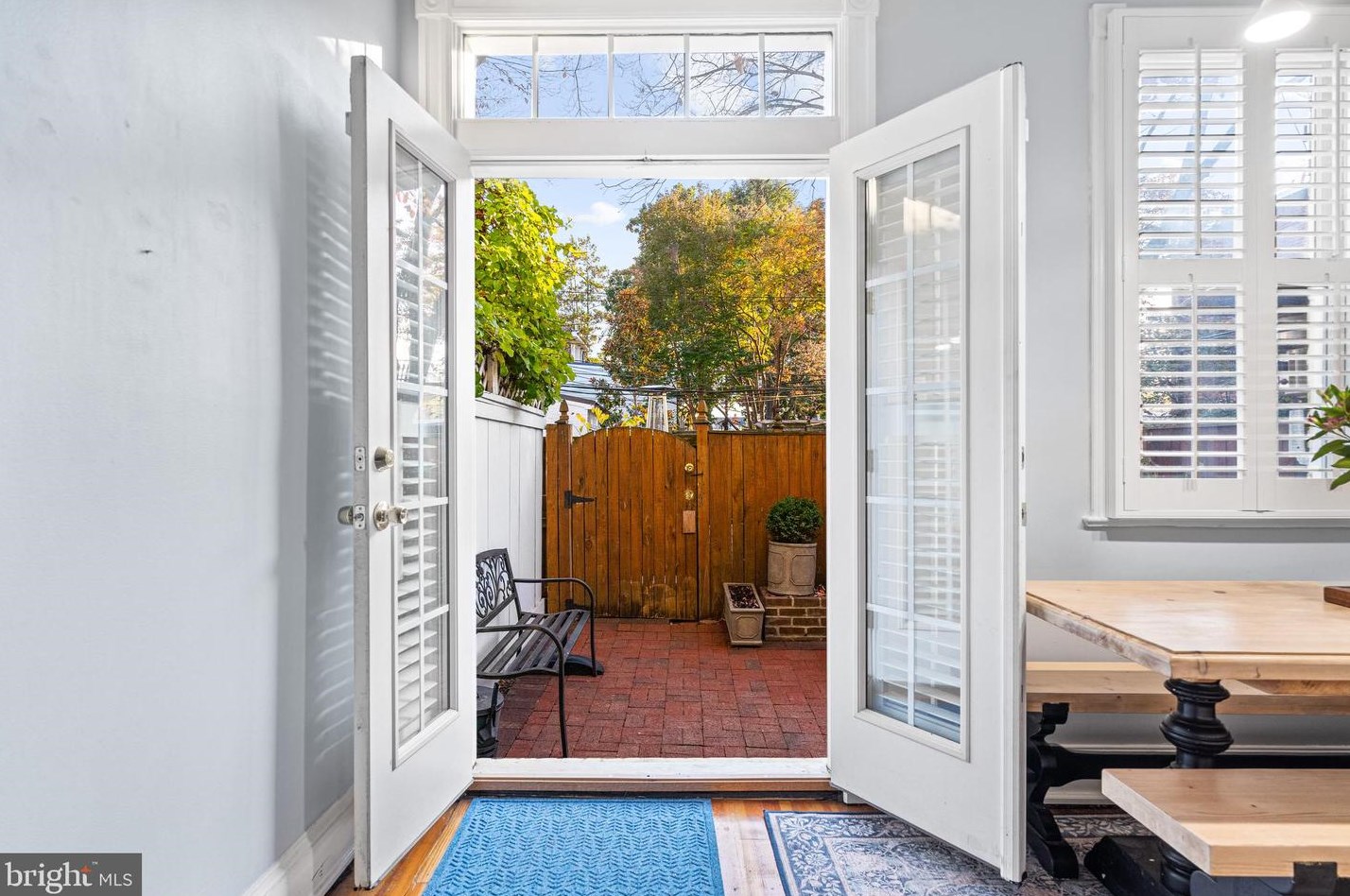 3408 Dent Pl, Washington DC 20007-2713 exterior